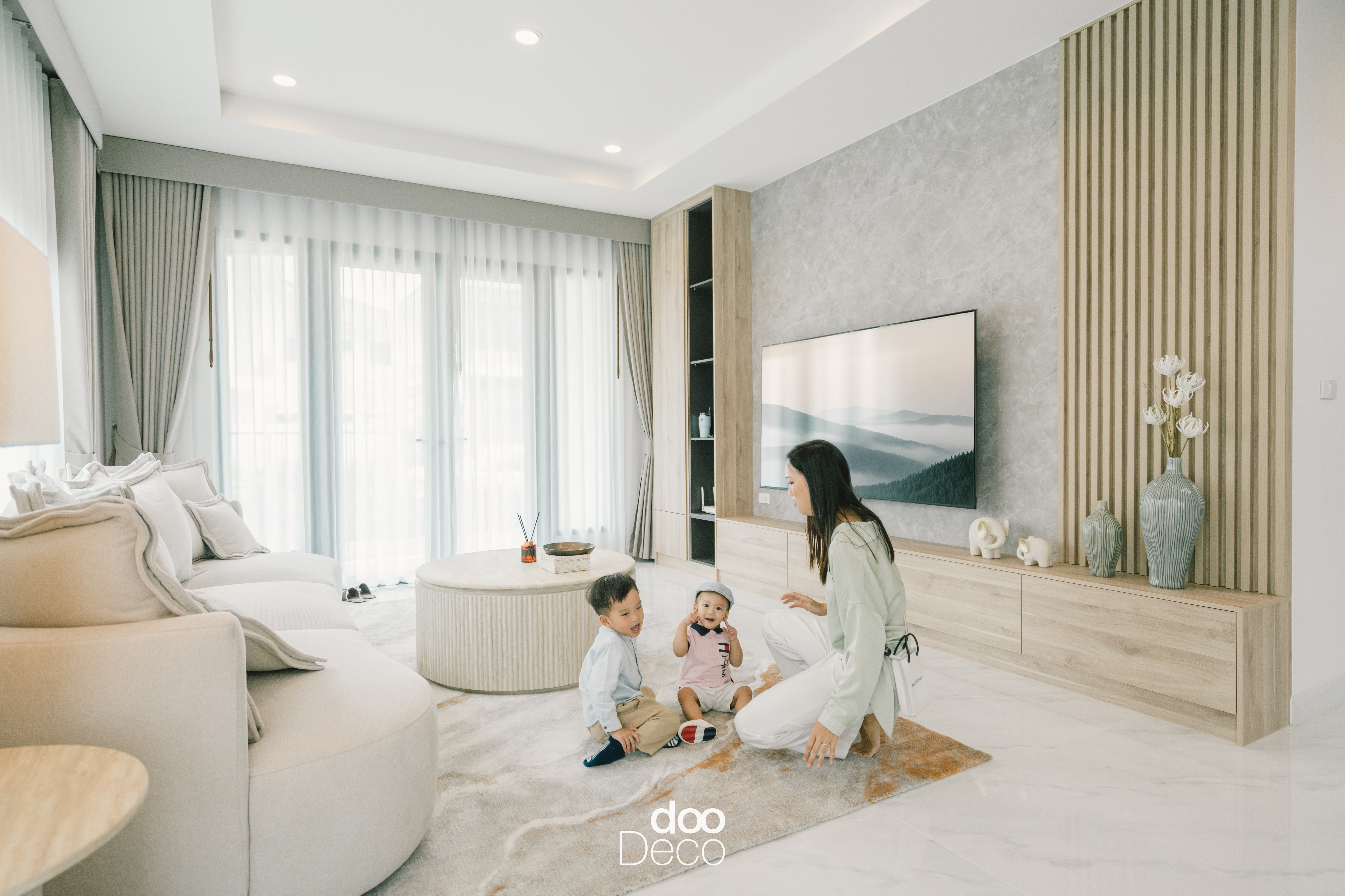 ห้องนั่งเล่น บ้านคุณทัชและคุณบิว