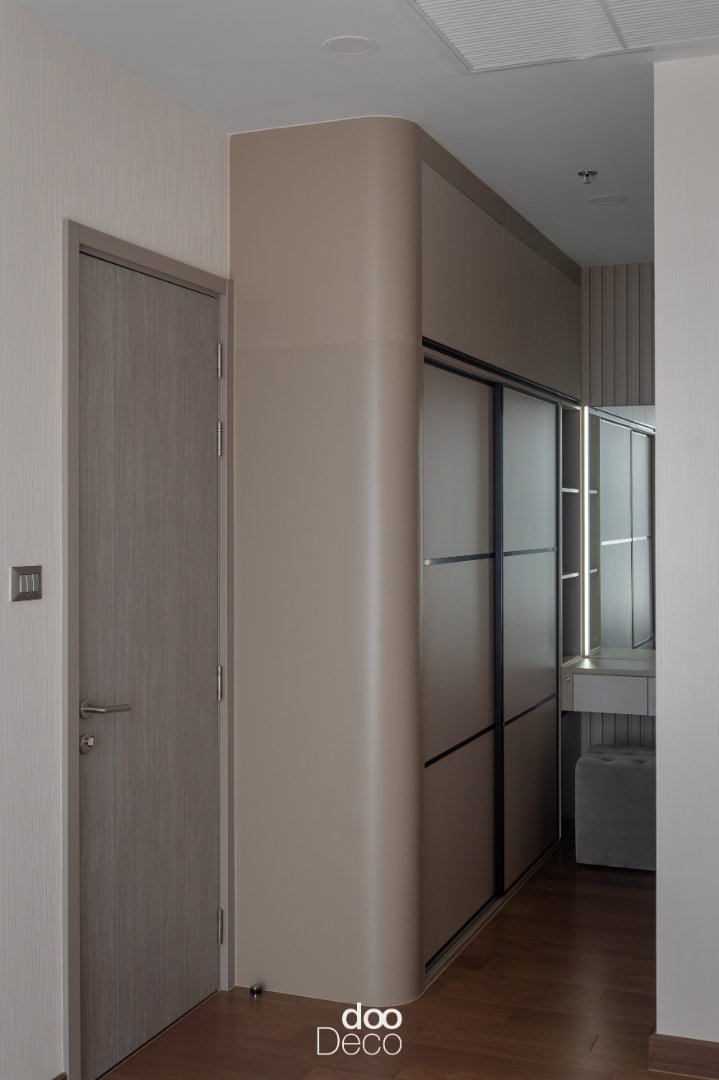 Gallery 15