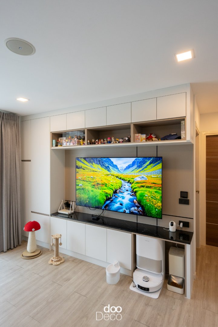 Gallery 9