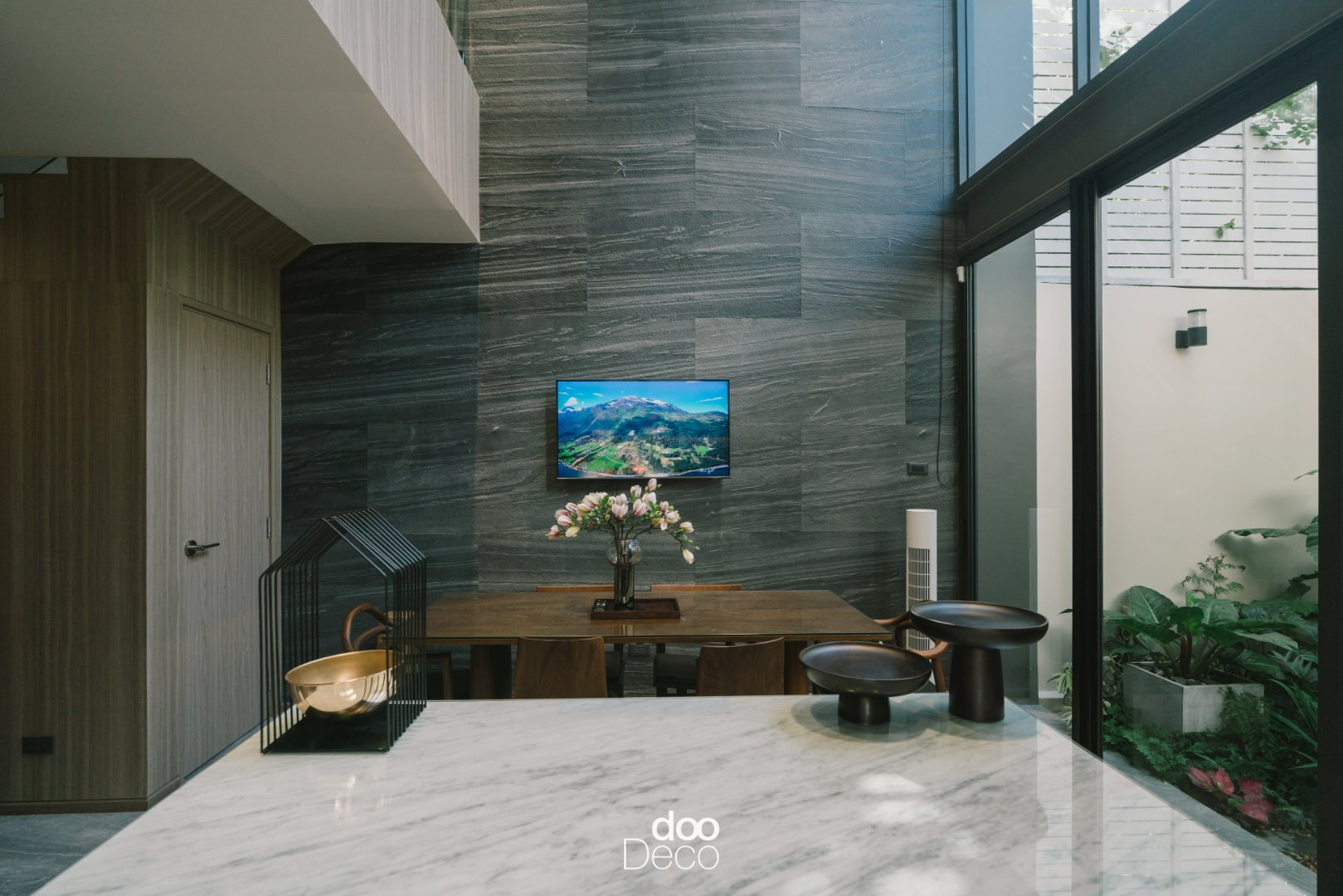 Gallery 8