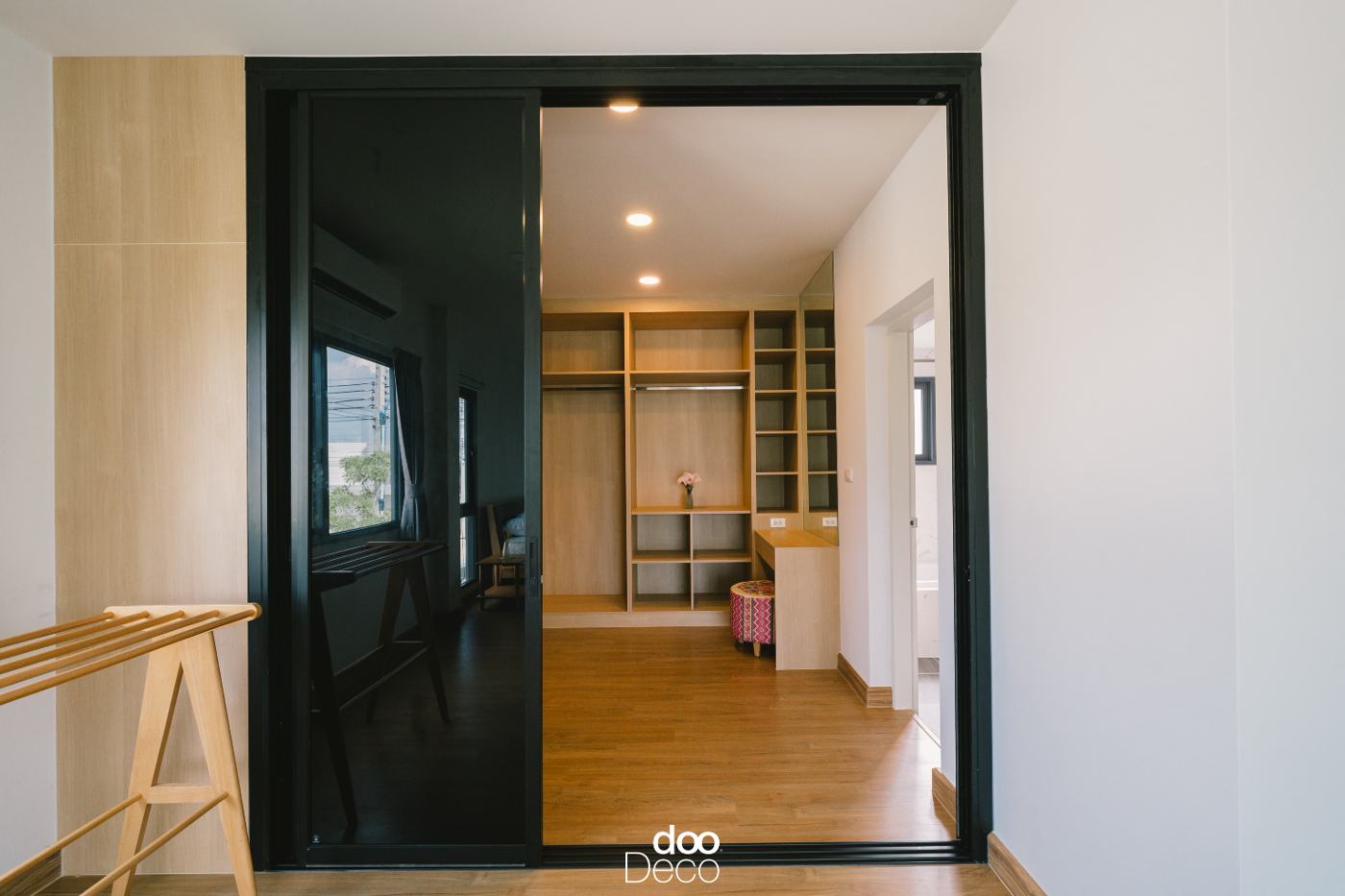 Gallery 7
