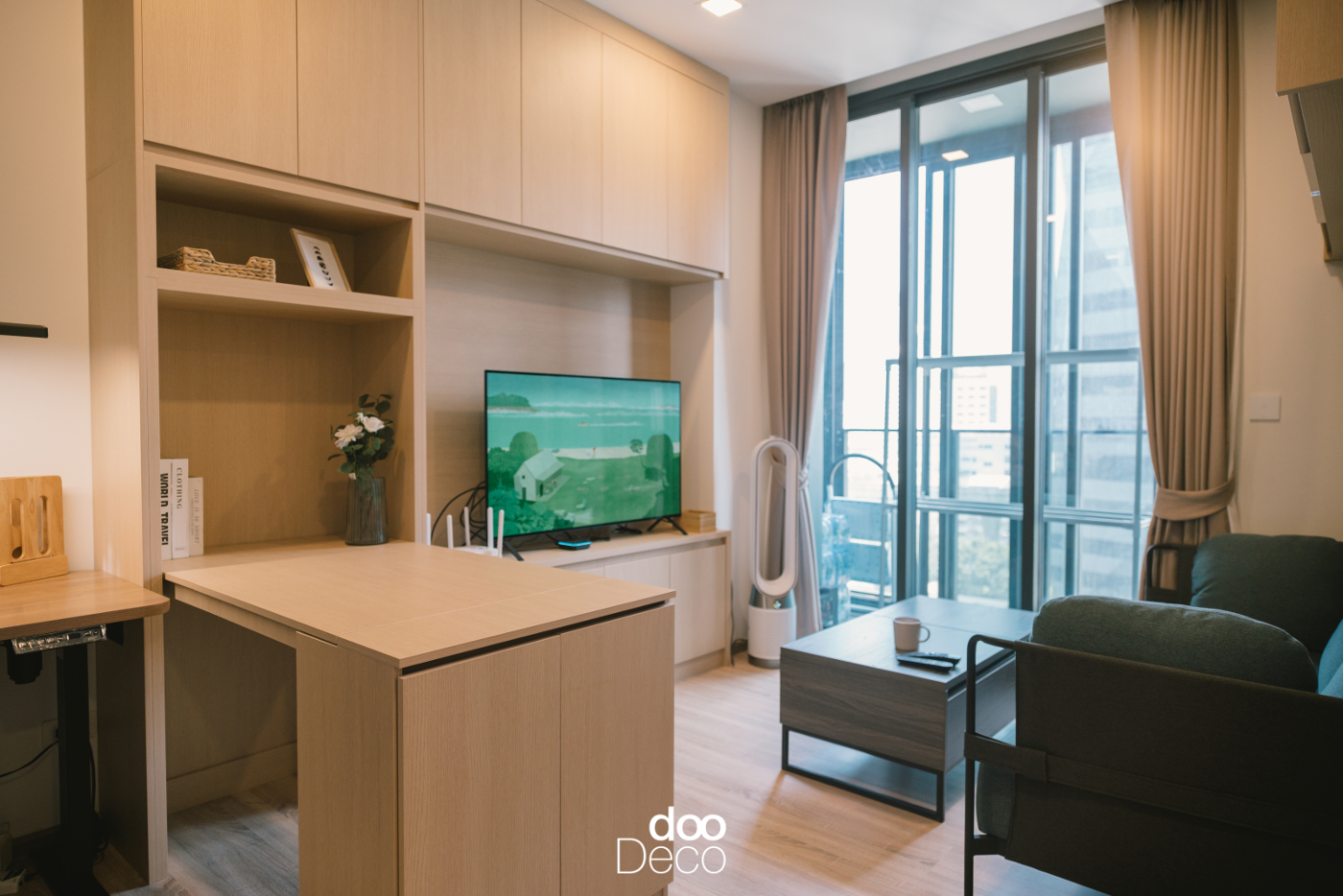 บิ้วอิน-ฟิตอินชั้นวางของแบบตู้ซ่อนโต๊ะ