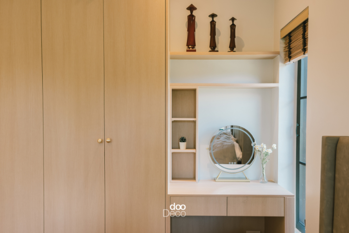 โต๊ะเครื่องแป้ง บ้านนครสวรรค์