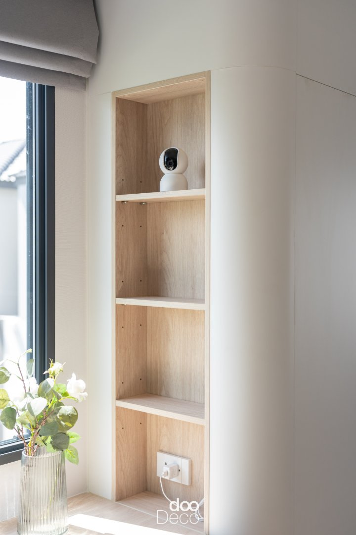 Gallery 24