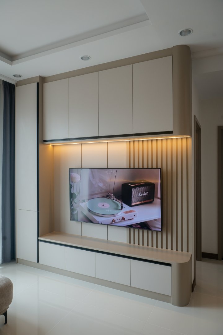 Gallery 7