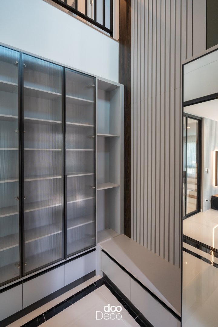 Gallery 27